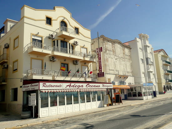 Nazaré au Portugal - Restaurant.