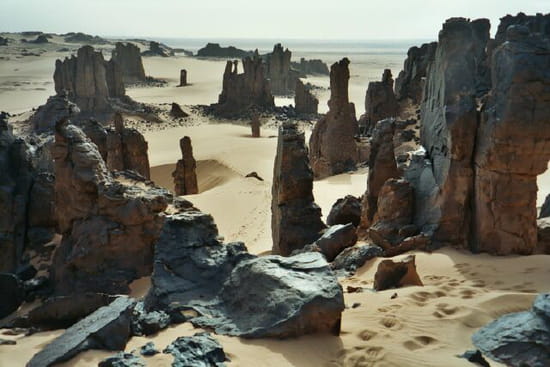 صور من الصحراء الجزائرية * غرداية * تمنراست ...* Dunes-tamanrasset-algerie-9048730732-18353