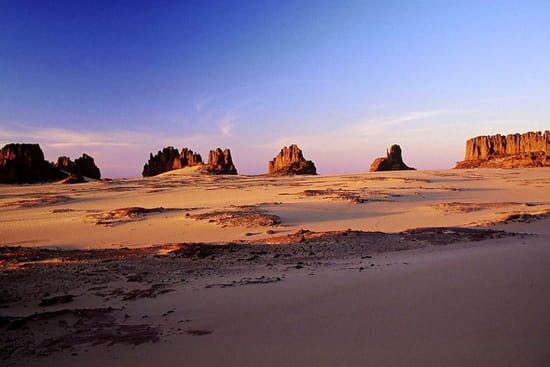صور من الصحراء الجزائرية * غرداية * تمنراست ...* Gorges-canyons-tamanrasset-algerie-6839868427-159288