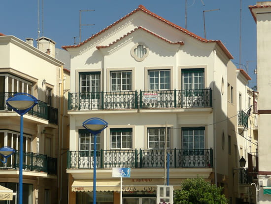 Nazaré au Portugal - Immeubles.