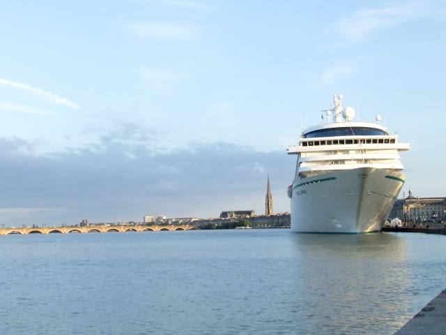 Bordeaux - Pont de Pierre