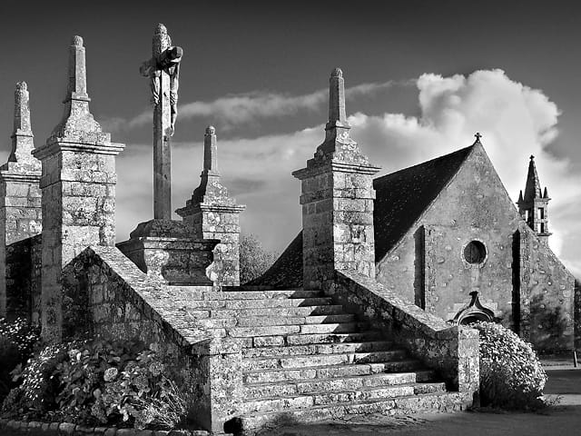 Calvaire et église de Saint-Cado