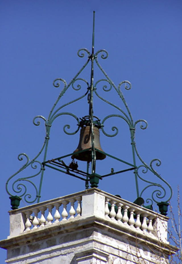 Cloche datant de 1531