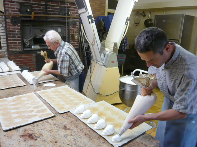 Confection des meringues
