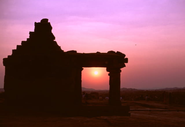Coucher de soleil à Hampi