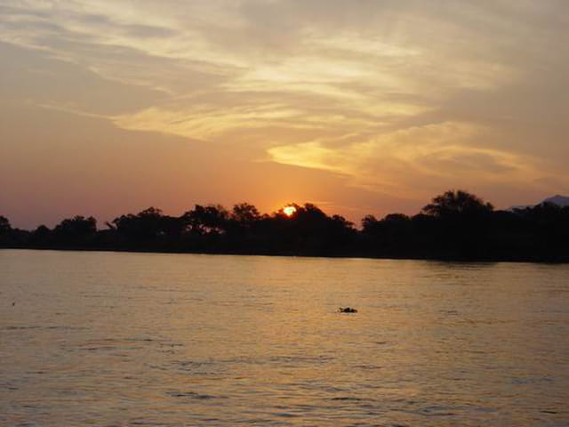 Coucher de soleil sur le zambeze