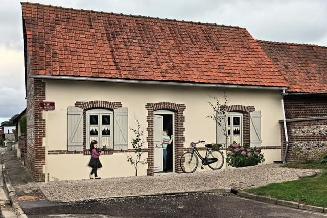 Décor peint sur une maison de Biville sur Mer.