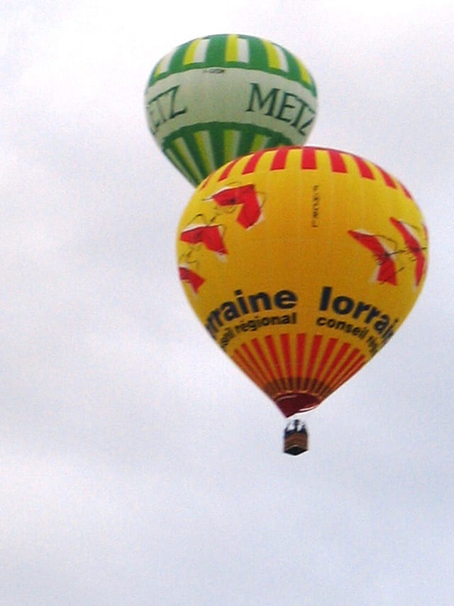 Deux ballons de METZ