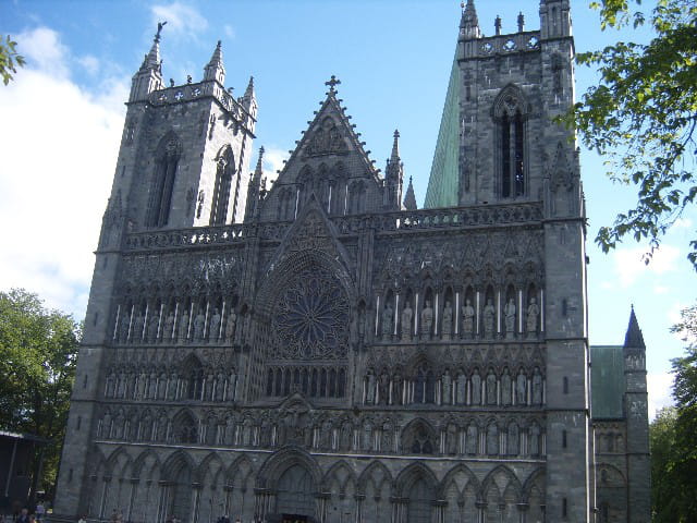 Façade de la cathédrale