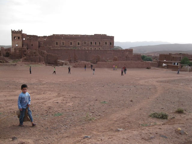 la kasbah et le terrain de foot de Telouet