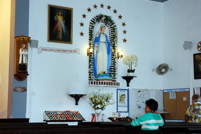 la Vierge de l'église Sainte Marie