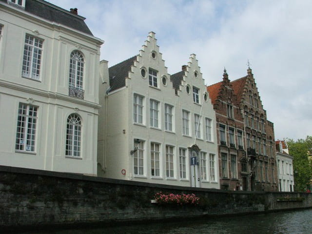 Le long des canaux