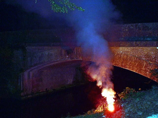 Le pont de la République la nuit