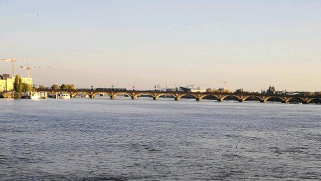 le pont de Pierre