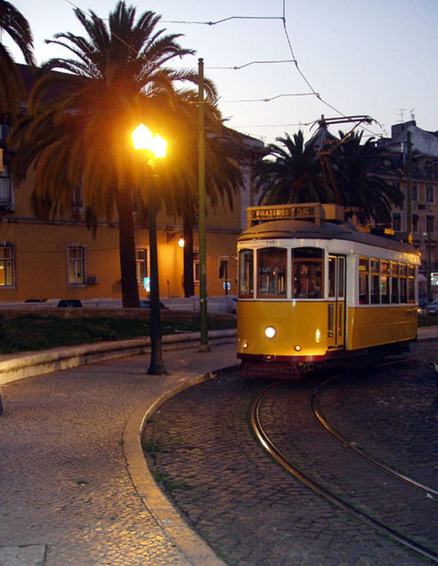 Le tramway jaune