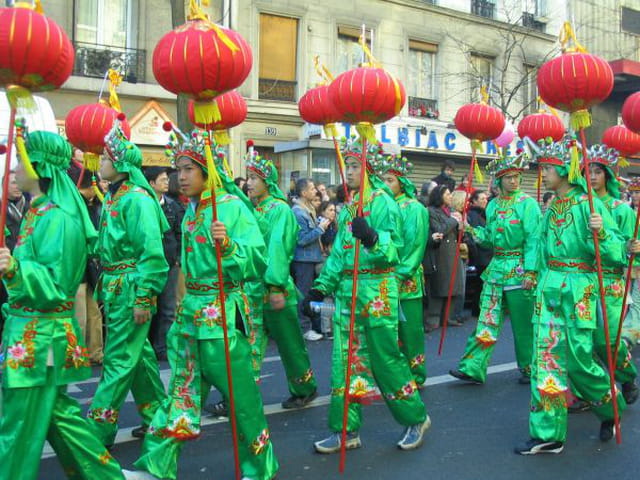 Les hommes en, vert