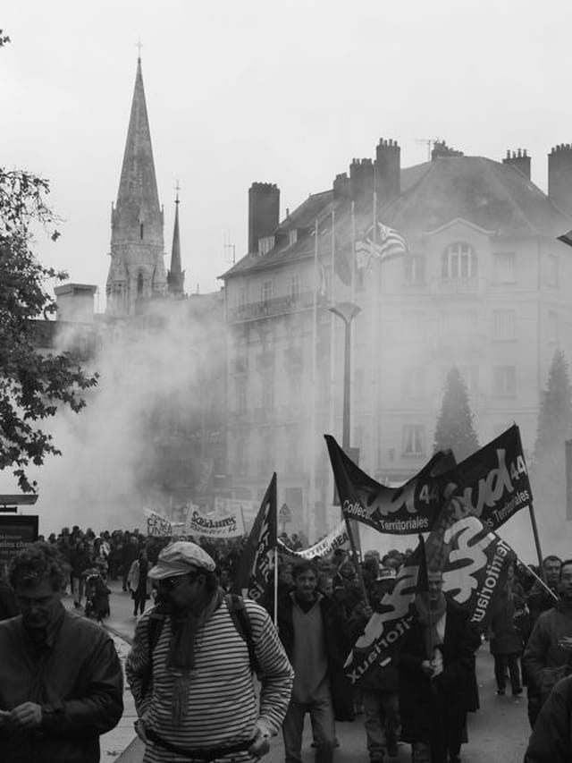 Manifestants Cours des 50 Otages à Nantes