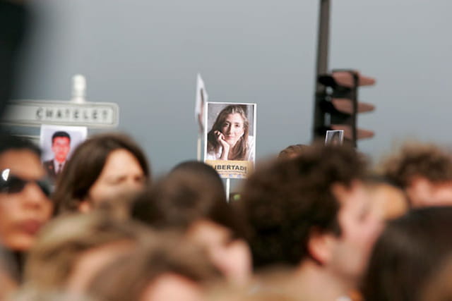 Marche blanche pour libérer Ingrid Betancourt