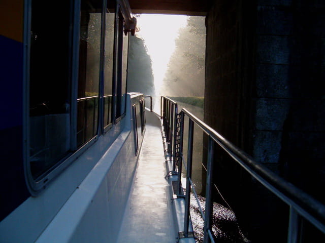 Naviguer au petit matin