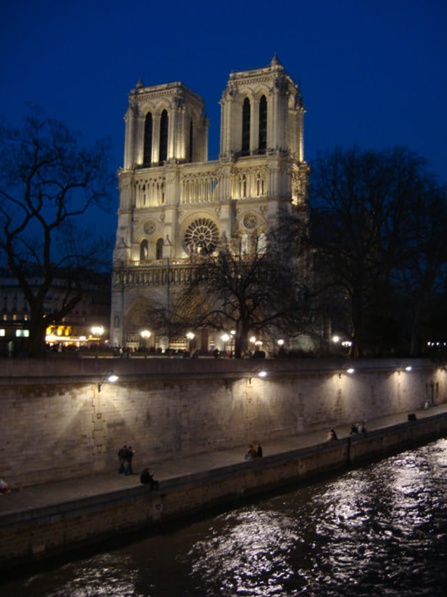 NOTRE DAME