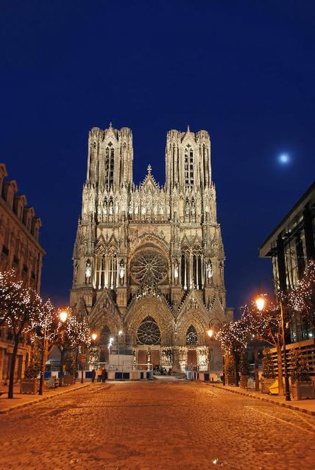 Notre dame la belle dame