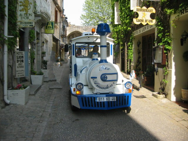 PETIT TRAIN