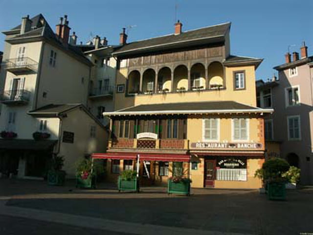 Place de l'hôtel de ville