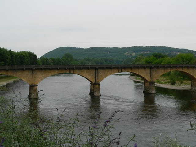 Pont sur la dordogne