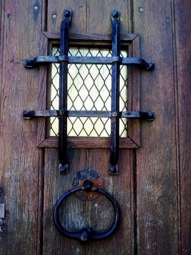 Porte du presbytère