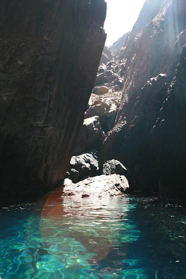 Promenade en mer à Scandola