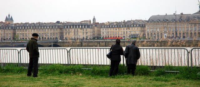 promenade rive gauche de Bordeaux