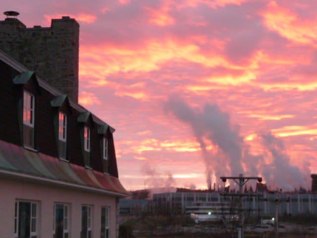 Quel flamboyant coucher de soleil sur Baie-comeau