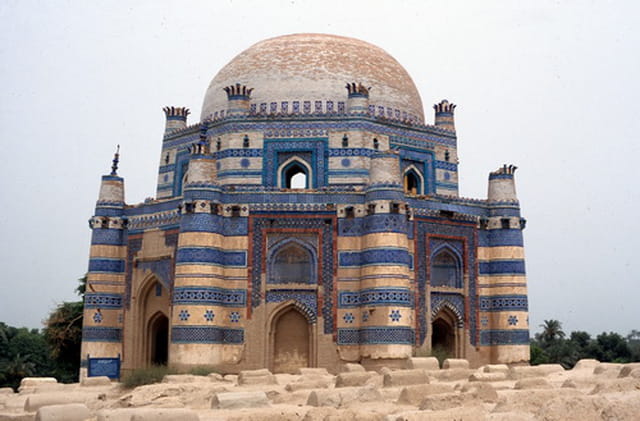 Tombeau de Bibi Jawindi