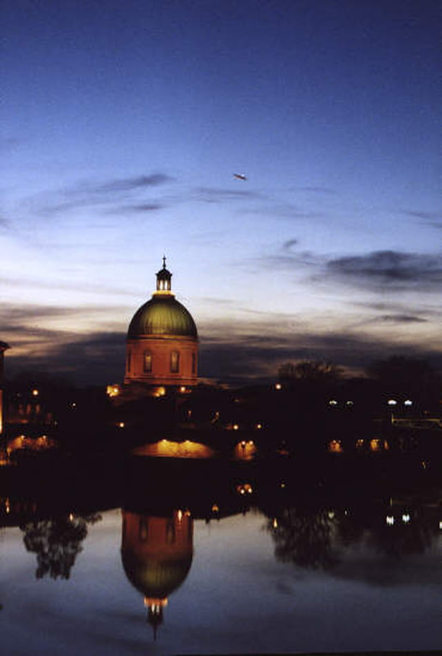Toulouse by night