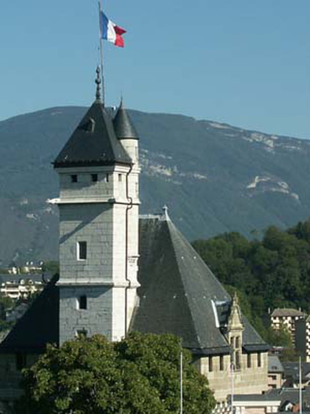 Tour du château