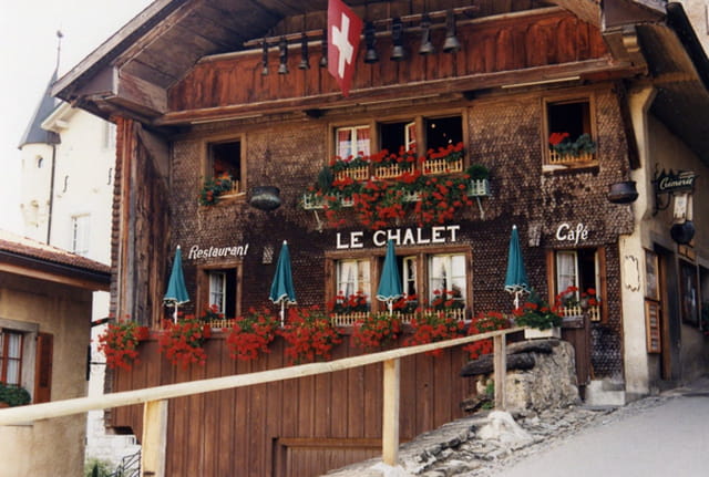 un chalet suisse