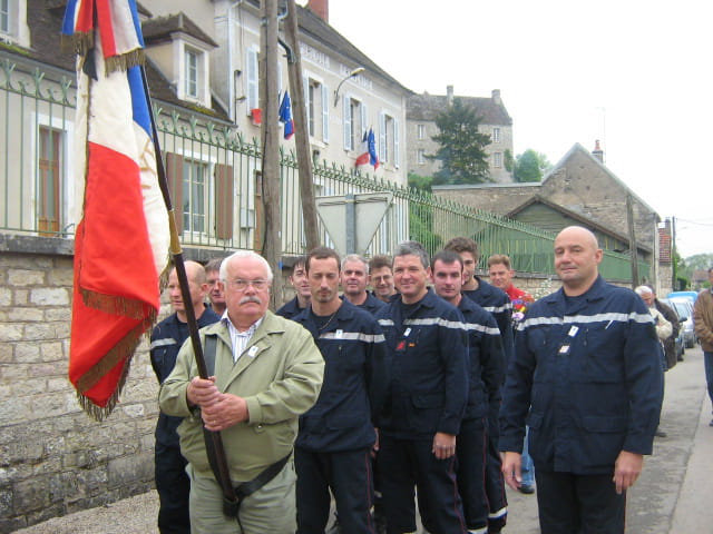 Vers le monument aux Mots