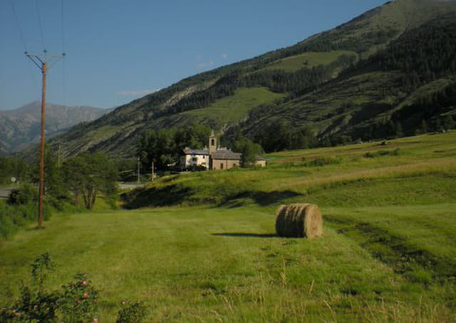 Village de Monta près d'Abriès
