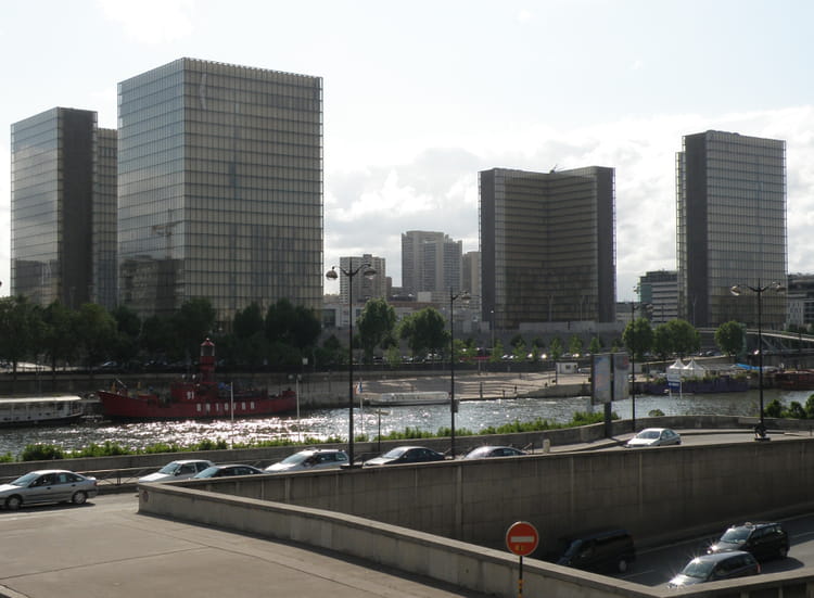 Bibliothèque François Mitterrand Rue Du Chevaleret Paris Bibliothèque Nationale François Mitterrand par Gérard ROBERT sur L