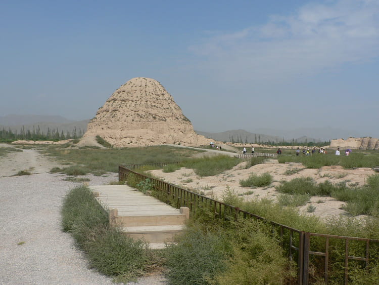 A La Recherche Des Tombes Royales Mayas Tombes royales par Marc SOVICHE sur L'Internaute
